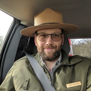 Meet your Posher, Nicholas